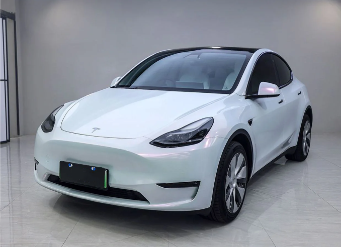 Gloss White Red Car Vinyl Wrap