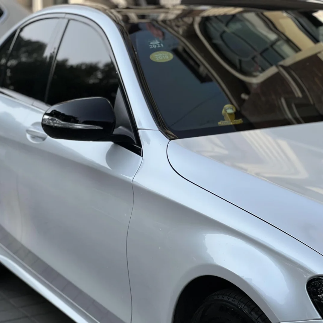 Benz Lexus Glossy PET Sparkle White Car Vinyl Wrap