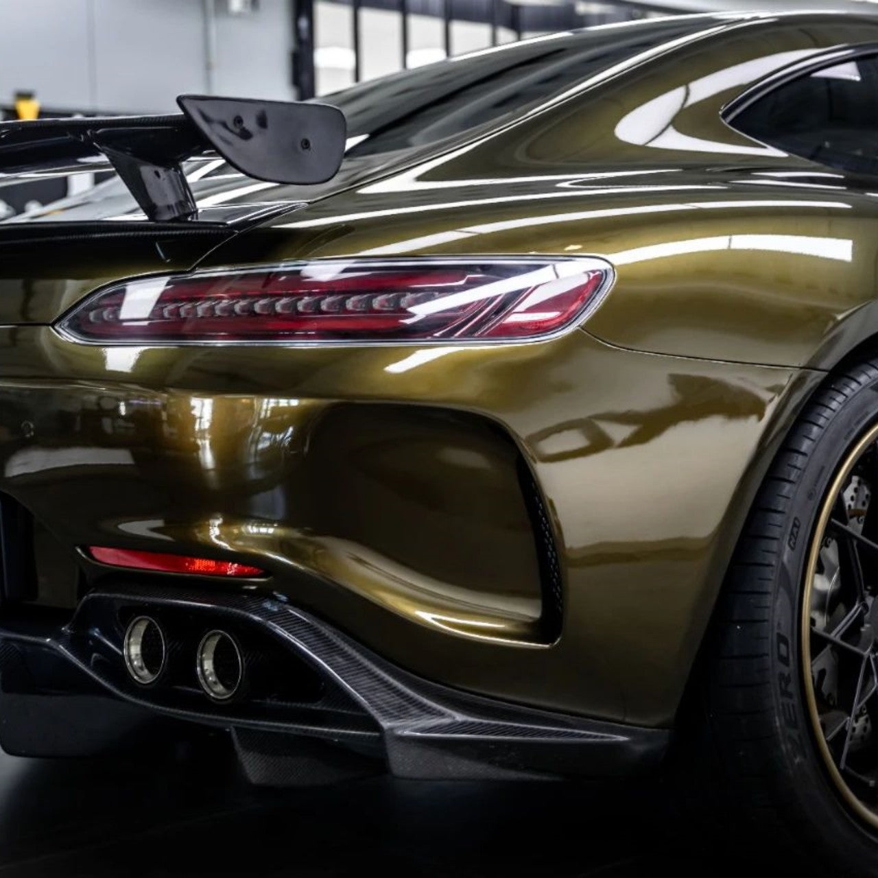 Gloss Metallic Midnight Gold Wrap