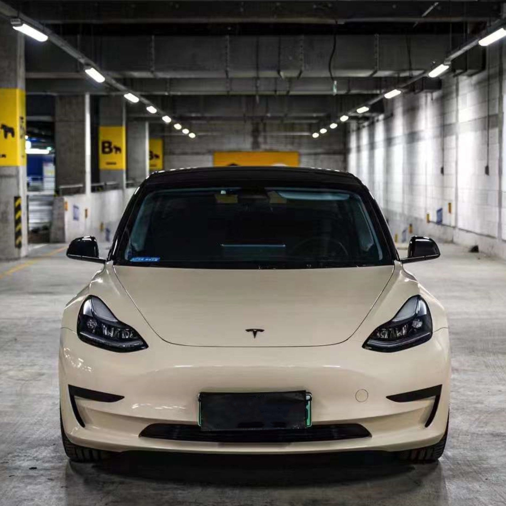 Quality Gloss Khaki Milan Car Vinyl Wrap  For Sale |