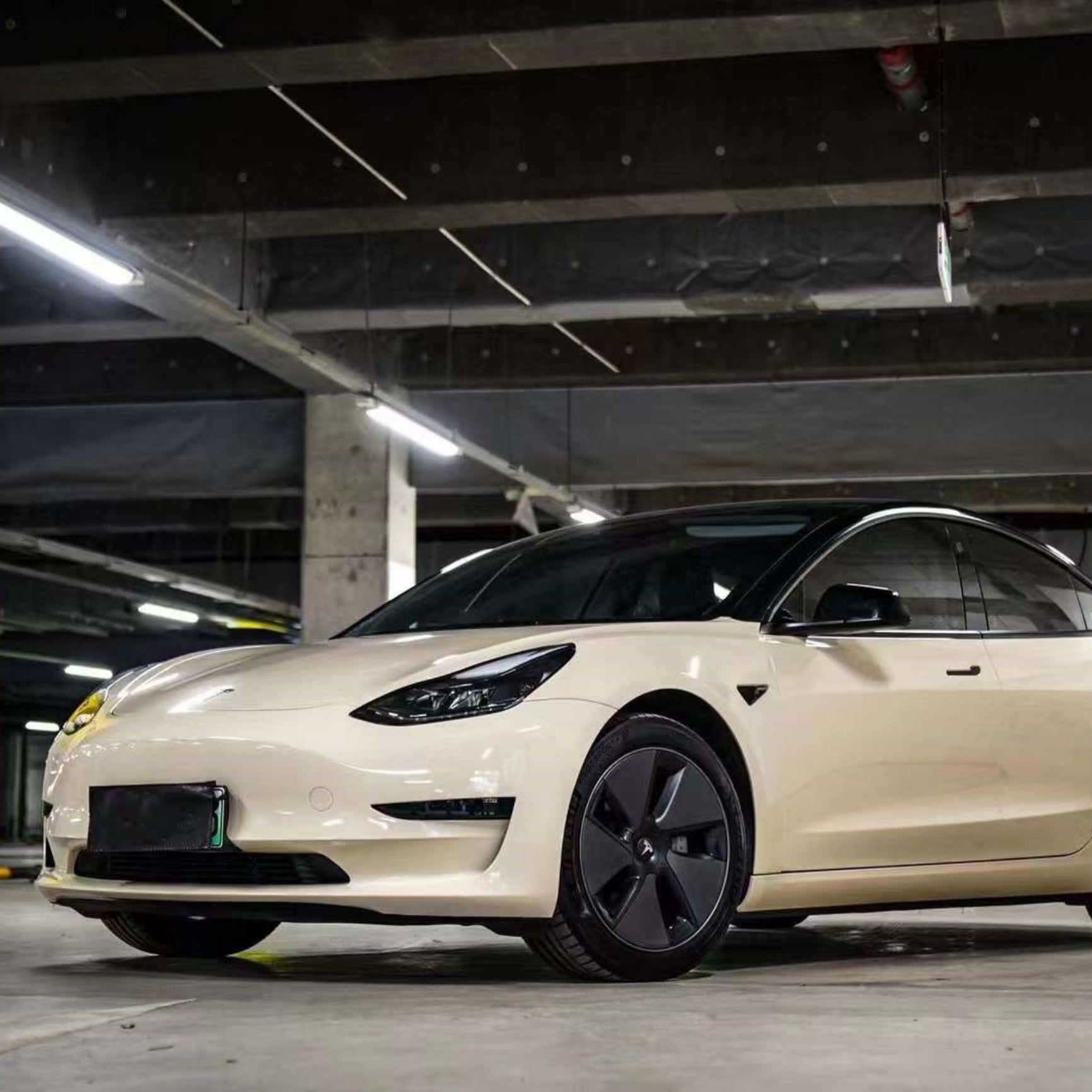 Quality Gloss Khaki Milan Car Vinyl Wrap  For Sale |