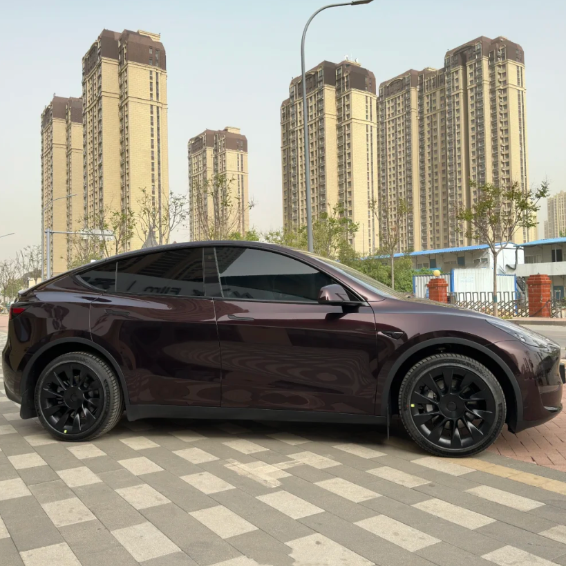 Quality Gloss Tourmalie Red Car Vinyl Wrap  For Sale |