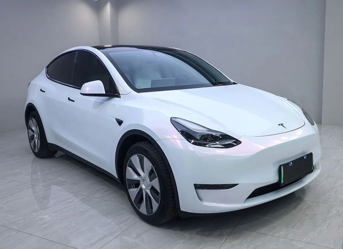 Gloss White Red Car Vinyl Wrap