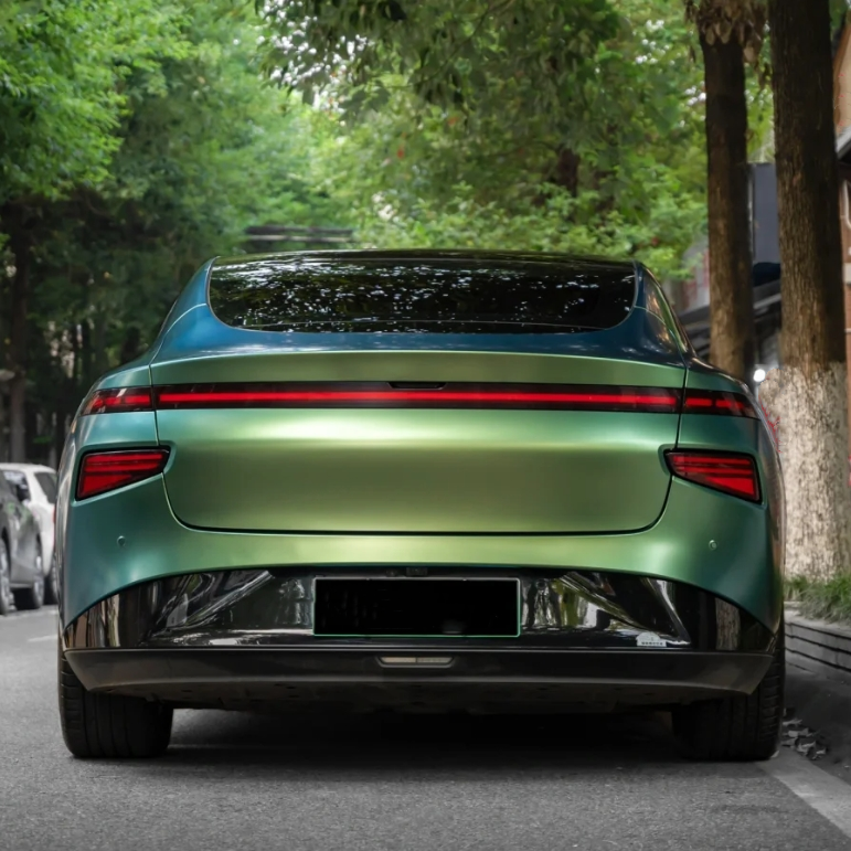 Matte Chameleon Spring Green