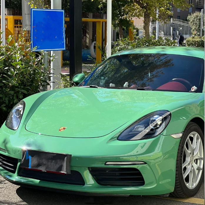 Porsche Weng Green